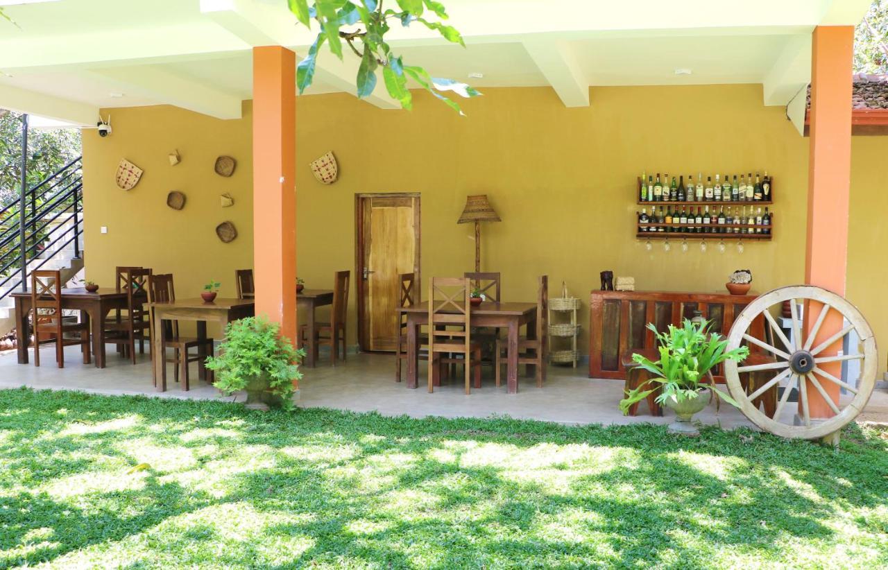 Bissa Villa Habarana Exterior photo