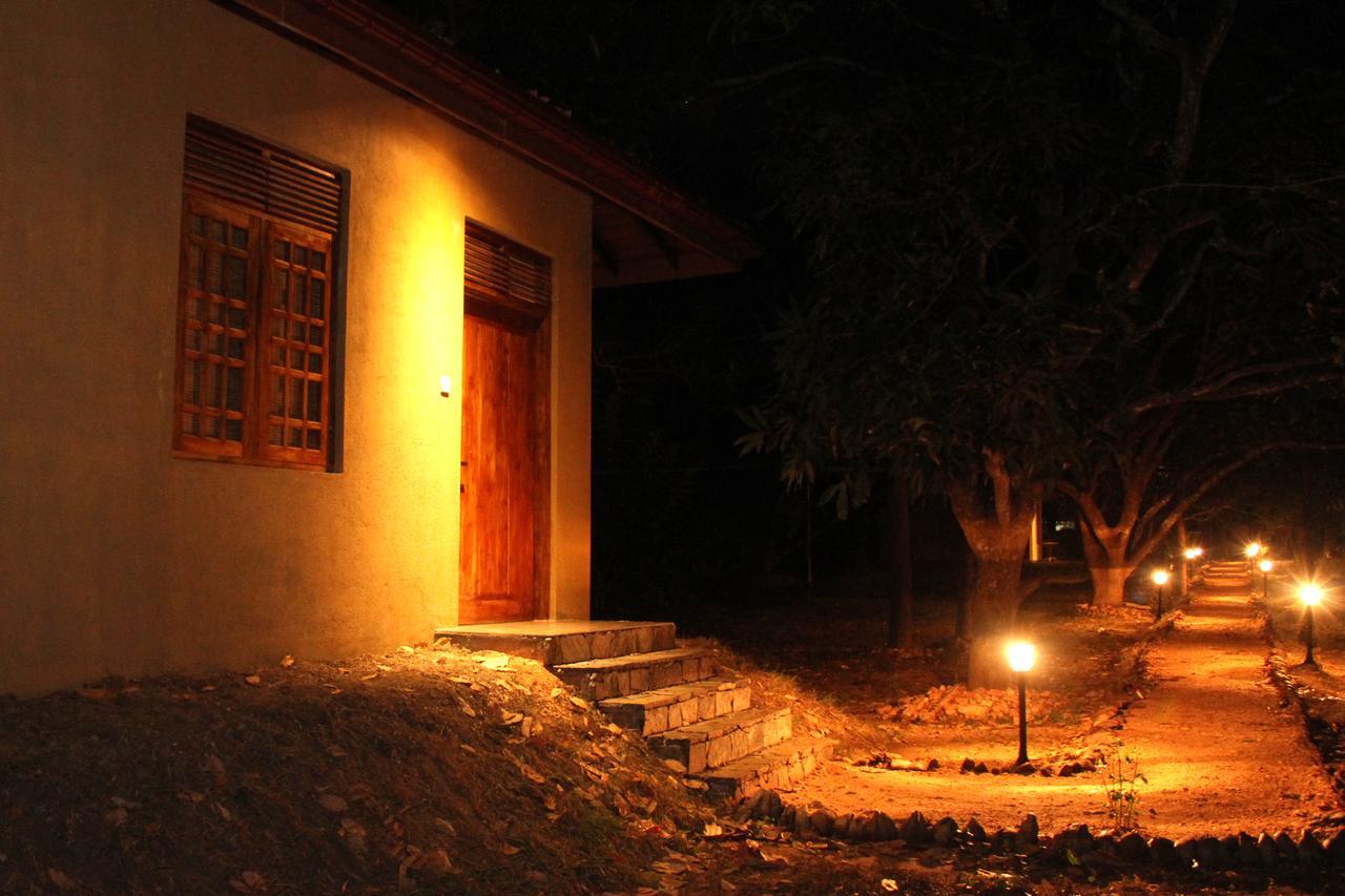 Bissa Villa Habarana Exterior photo